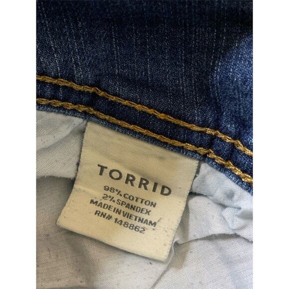 Torrid Jeans Womens Plus Size 24T Tall Whiskers Stretch Medium Wash Denim - Picture 11 of 11